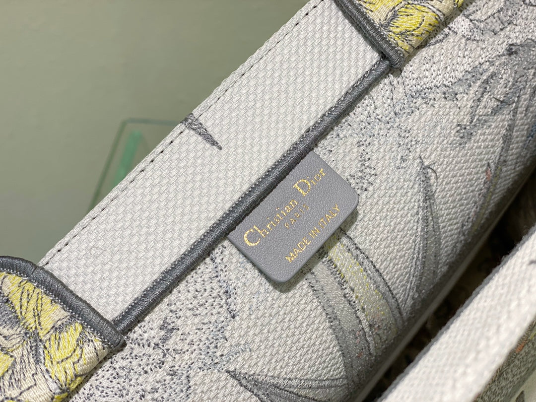 Bolso Dior Tote Grande Rêve d'Infini blanco multicolor