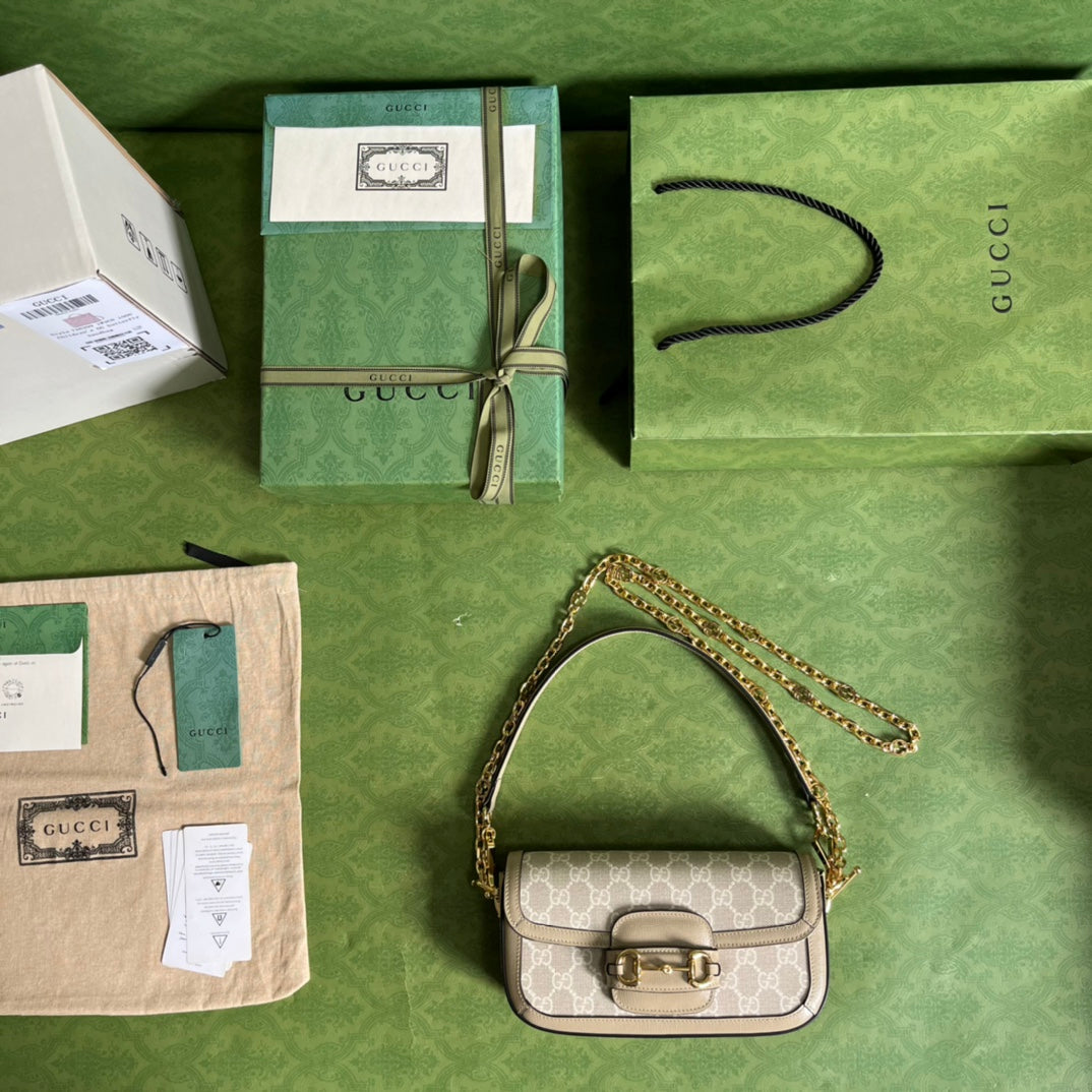 Bolso de hombro Gucci Horsebit 1955 Beige