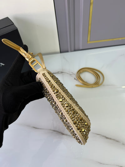 Bolso de satén Prada Cleo con cristales Dorado